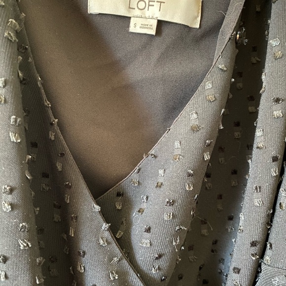 LOFT wrap top - Picture 4 of 4